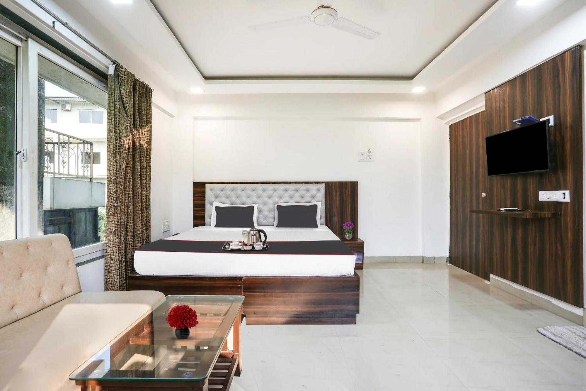 Capital O Arsh Executive Inn Mumbai Exterior photo