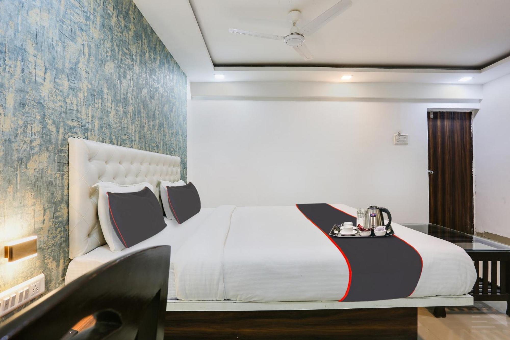 Capital O Arsh Executive Inn Mumbai Exterior photo